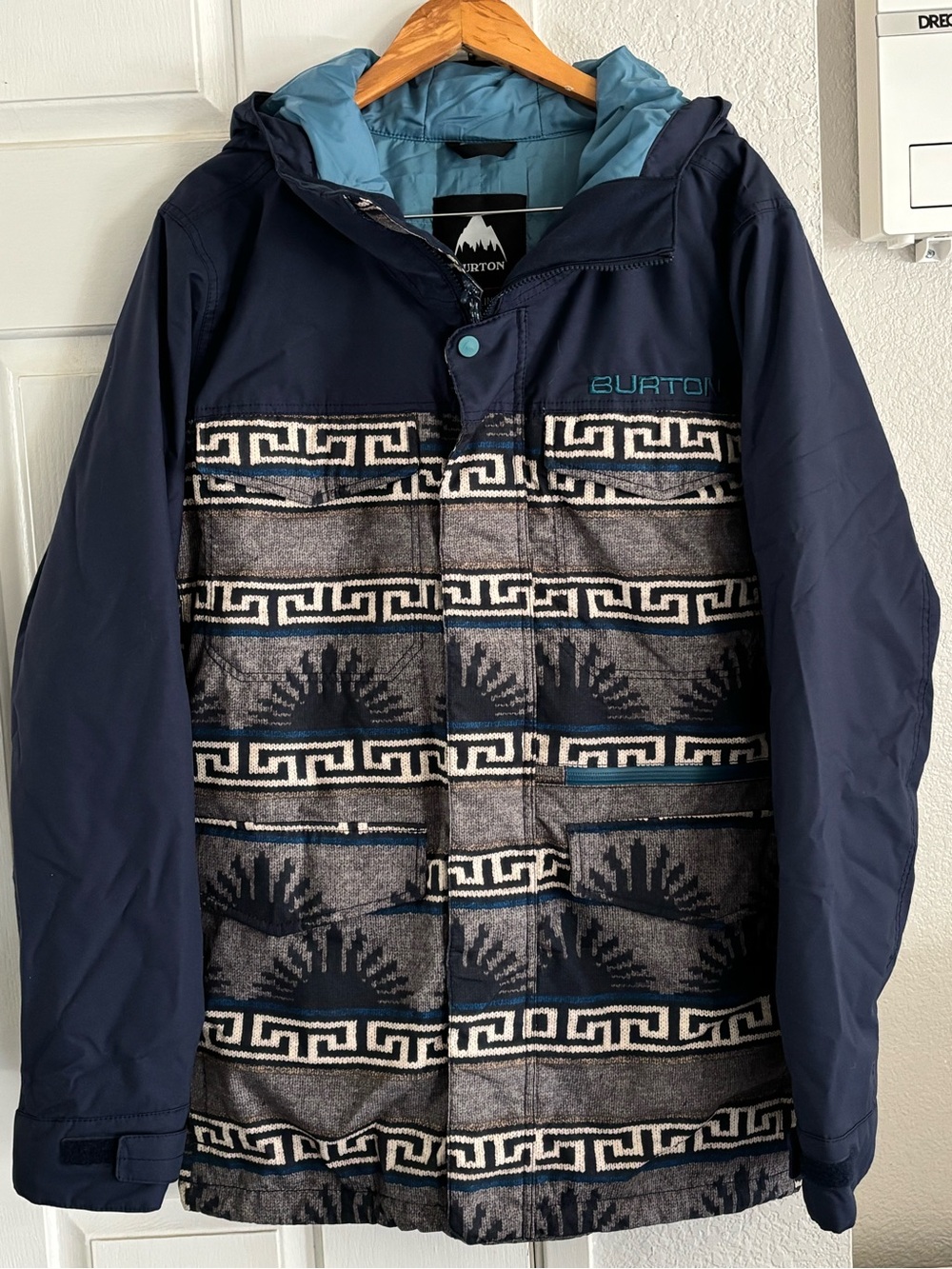 Burton Men's Ski/Snowboard Insulated Jacket size XL